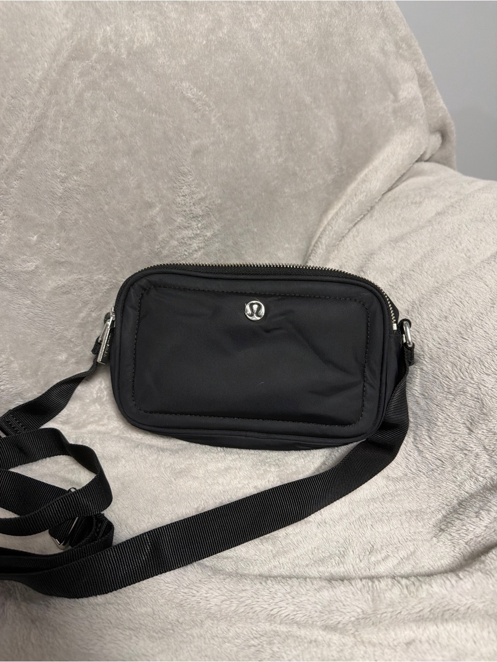 Lululemon Crossbody Camera Bag 2L – Black with Silver Hardware
